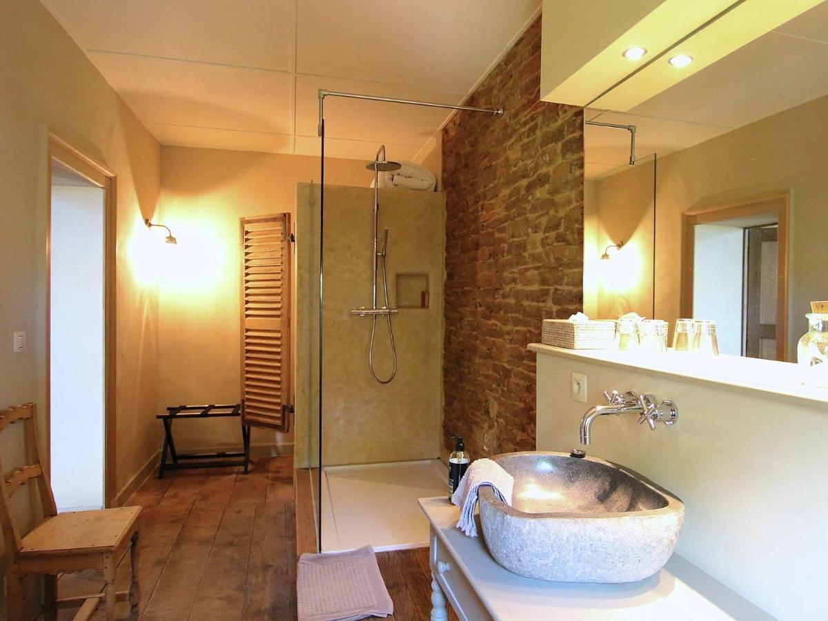Unique Holiday Home In Virton With Jacuzzi Latour Екстер'єр фото