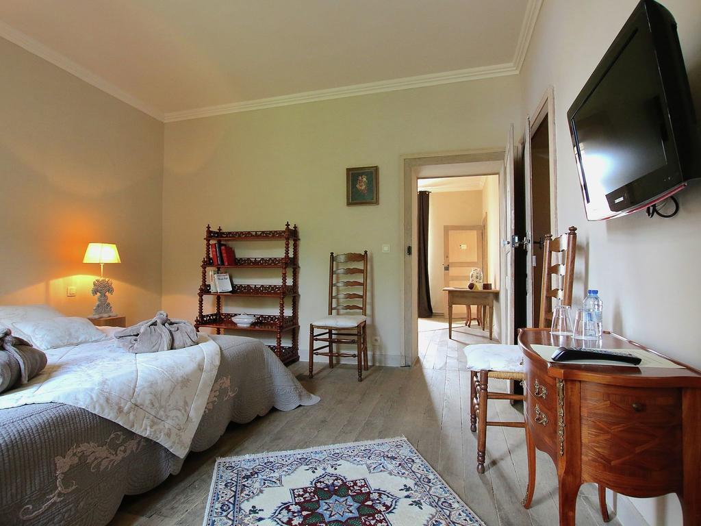 Unique Holiday Home In Virton With Jacuzzi Latour Екстер'єр фото