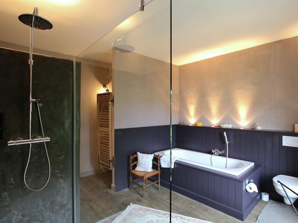 Unique Holiday Home In Virton With Jacuzzi Latour Екстер'єр фото