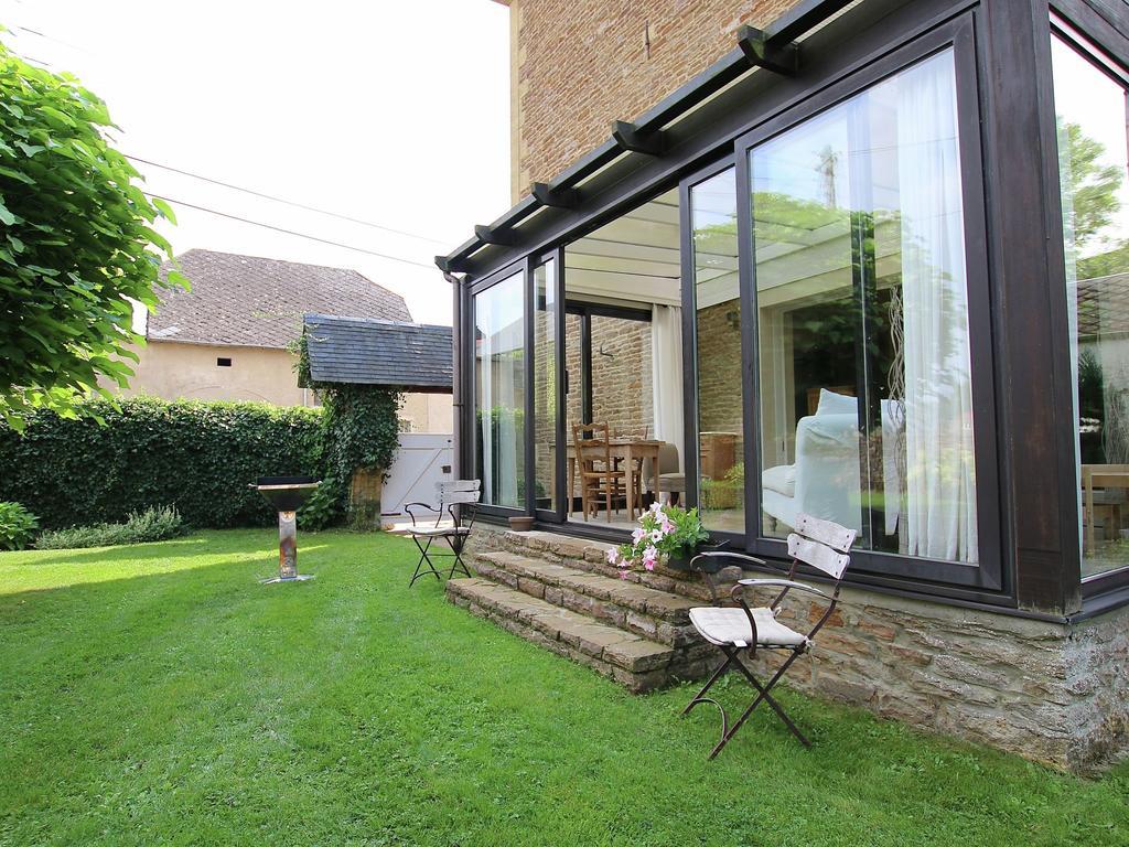 Unique Holiday Home In Virton With Jacuzzi Latour Екстер'єр фото